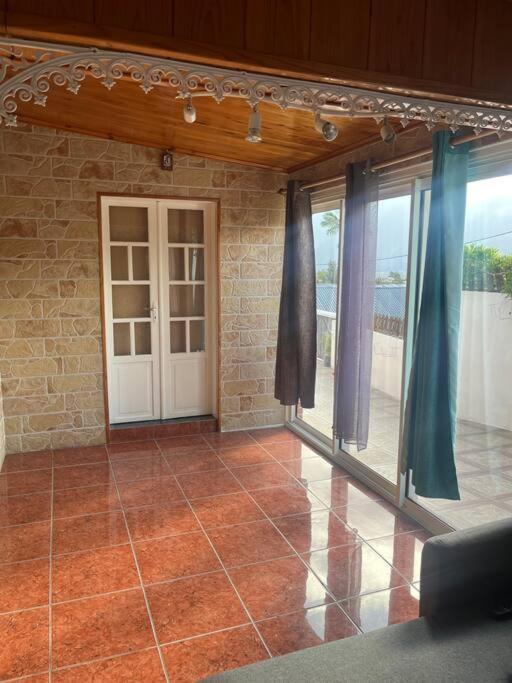 La Villa Creole - Location Saisonniere ซีลาโอส ภายนอก รูปภาพ